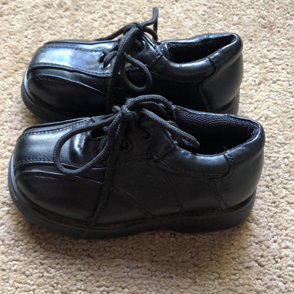 Gallop Black Leather Dress Shoes | Size 7 Infant - Picture 2 of 6